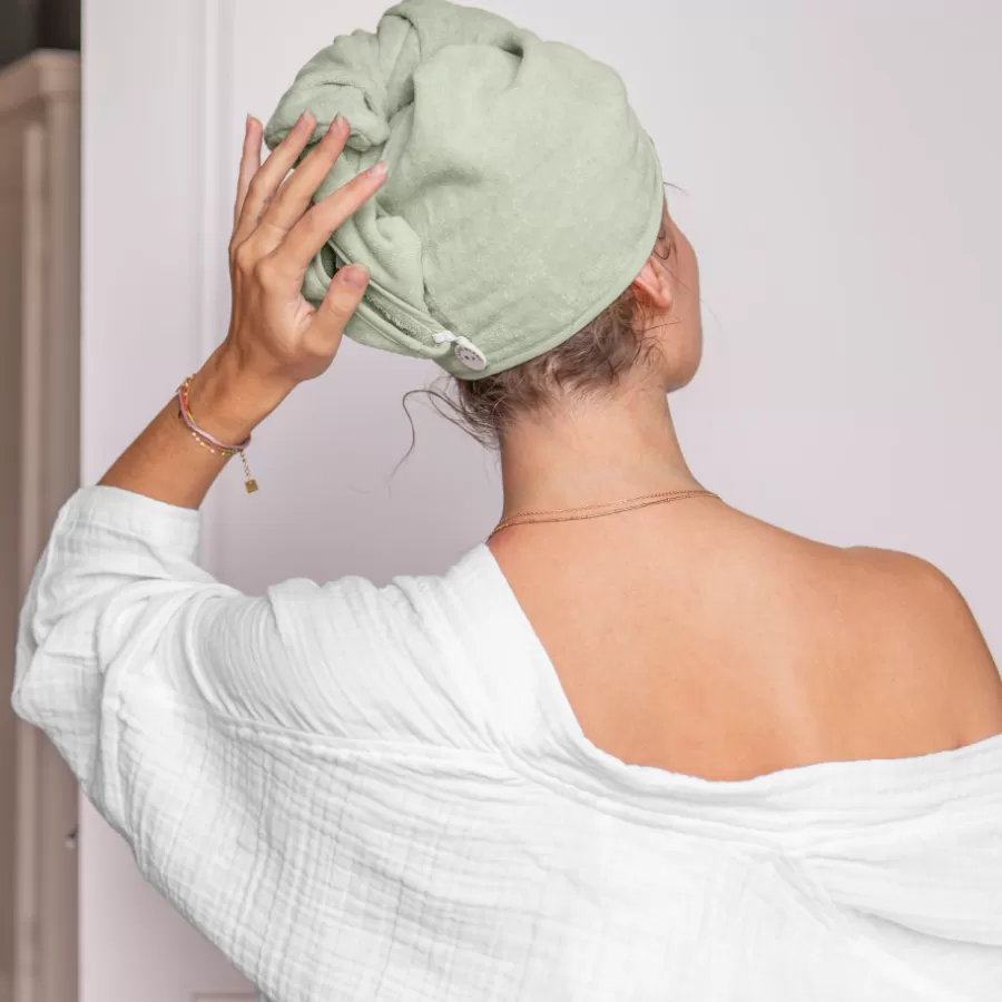 Carré Blanc Coffrets Cadeaux | Accessoires Beauté | Serviette pour cheveux en velours de coton biologique Naturelle eucalyptus
